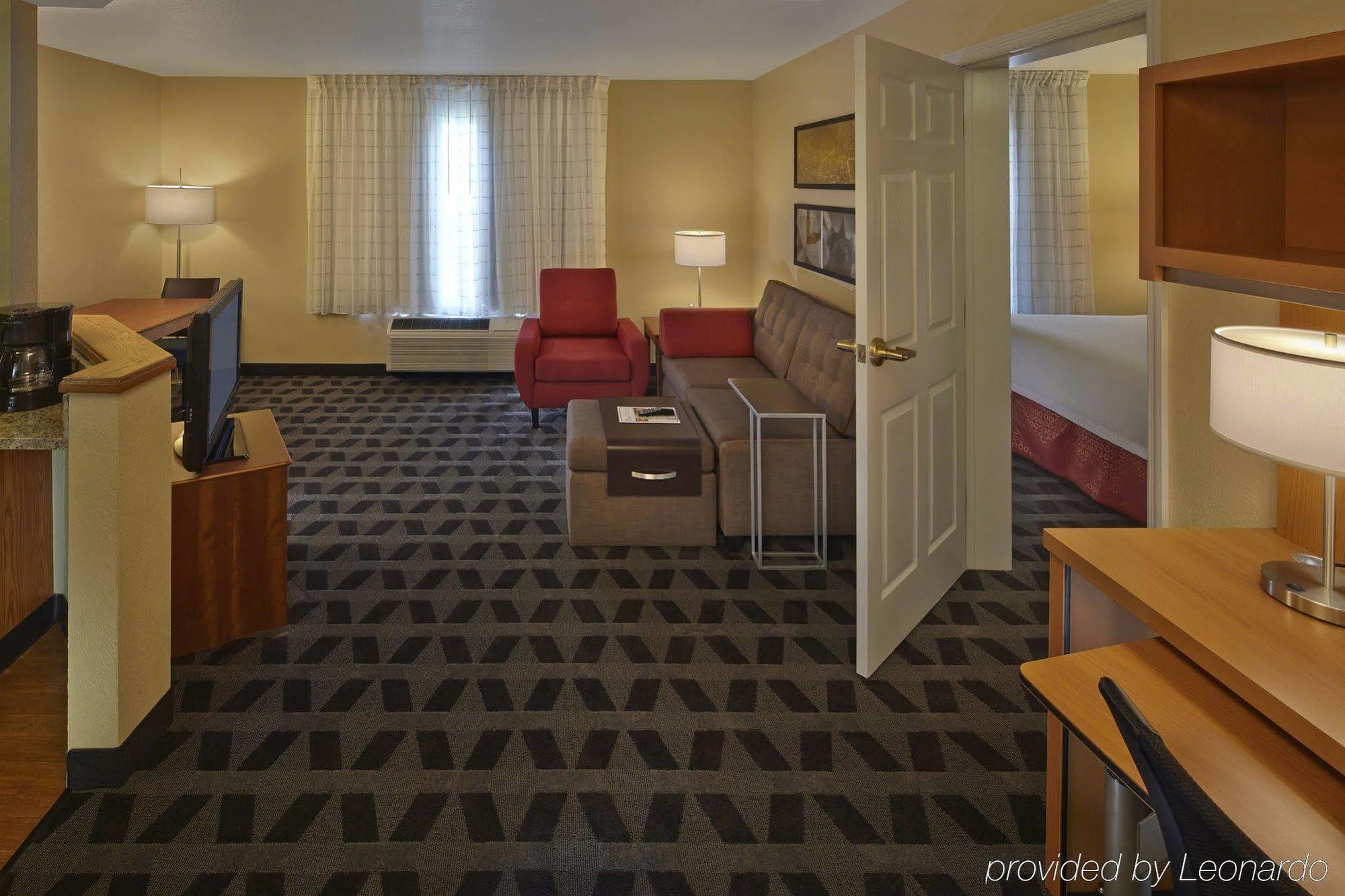 Towneplace Suites By Marriott Orlando East/Ucf Area Buitenkant foto